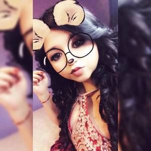 Meet your Posher, Karina